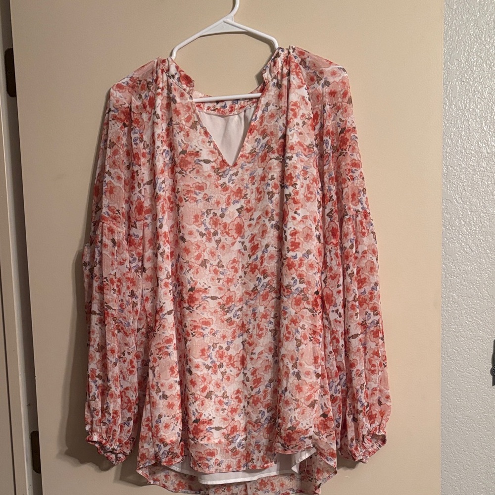 Elegant Floral V-Neck Blouse - Pink and White